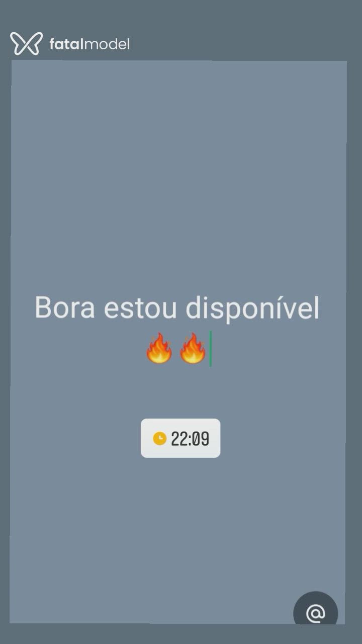 Acompanhante mulher trans com cabelo castanho de olhos castanhos - Sabrinamoranguinho