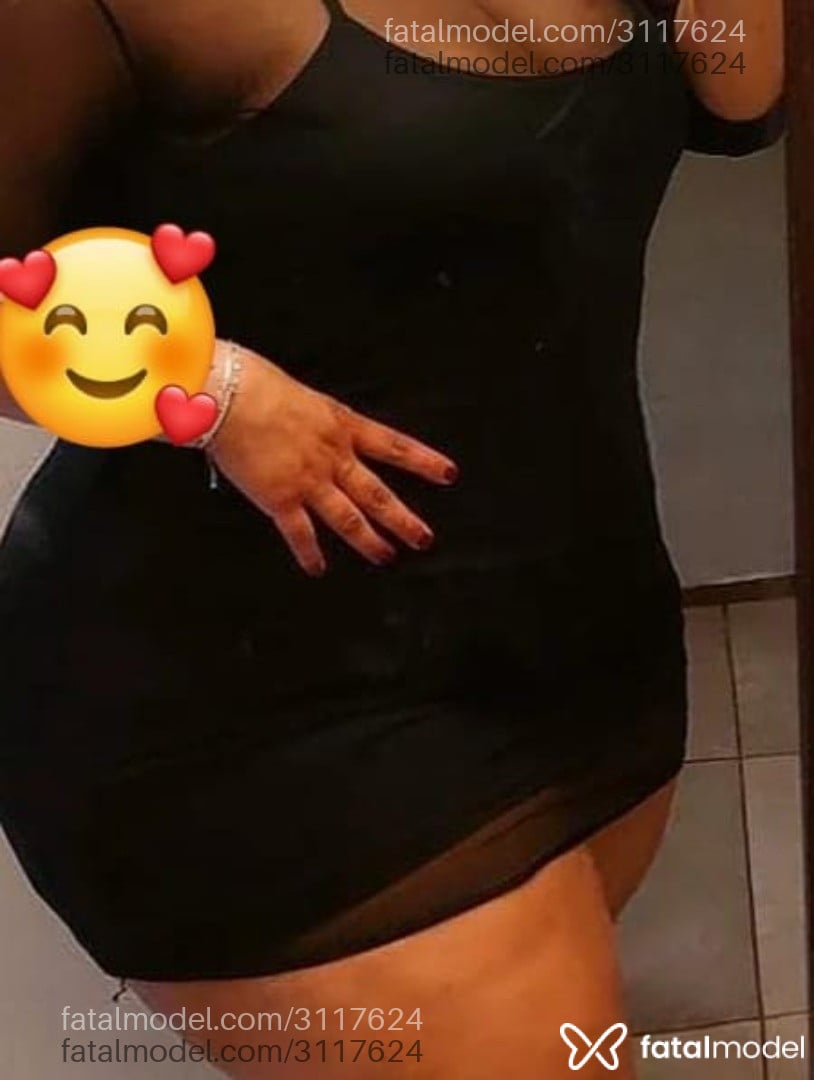 Acompanhante mulher ruiva (o) de olhos pretos - Francyne