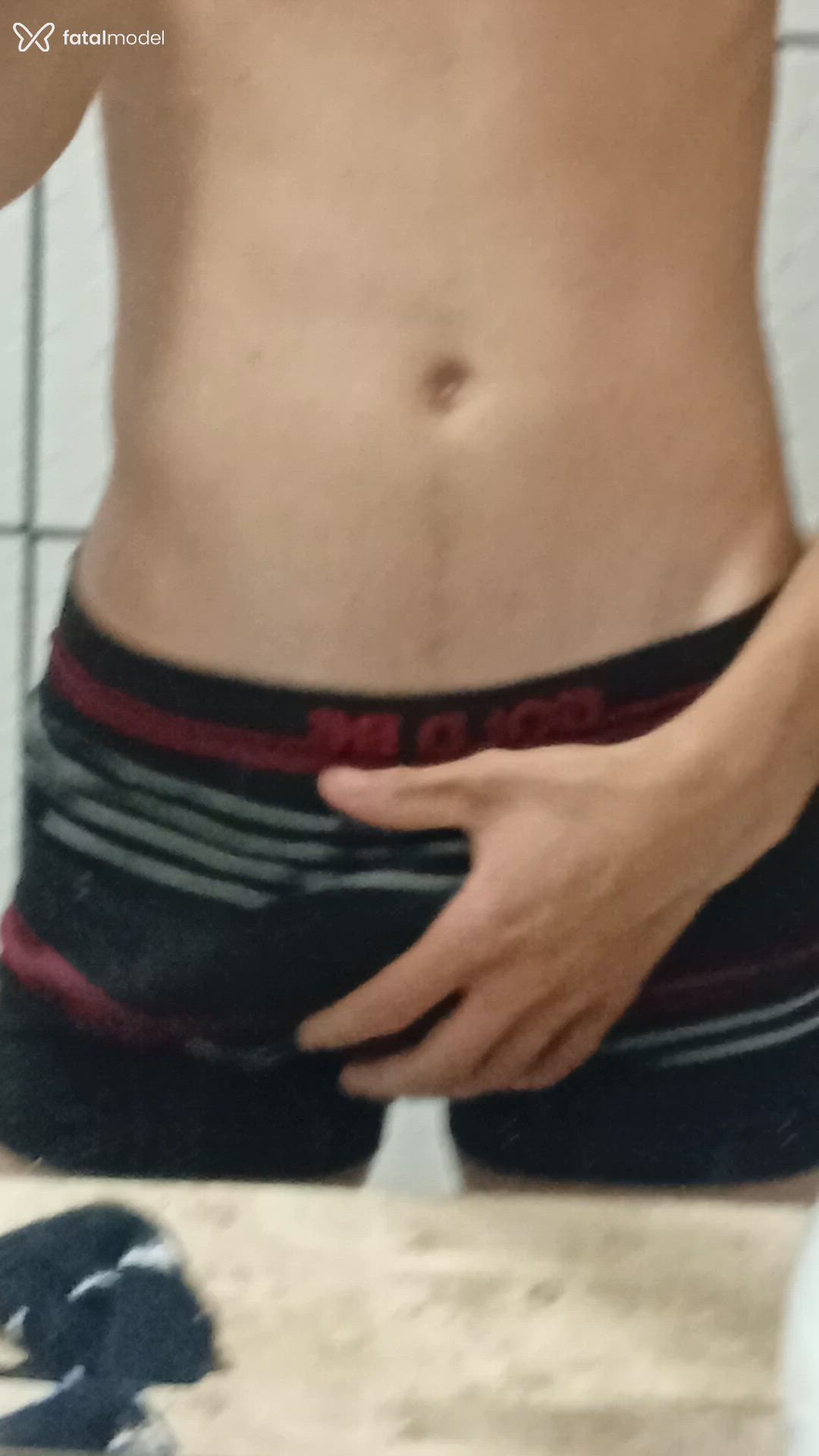 Acompanhante homem morena (o) de olhos castanhos - Guilherme Acompanhante homem morena (o) de olhos castanhos - Guilherme