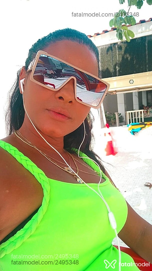Acompanhante mulher morena (o) de olhos pretos - Brunna Costa