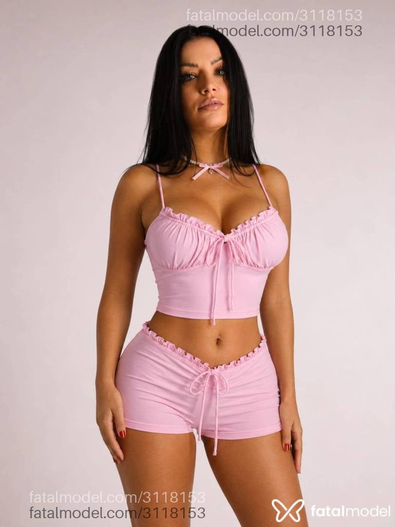 Acompanhante mulher morena (o) de olhos verdes - Babi Boss
