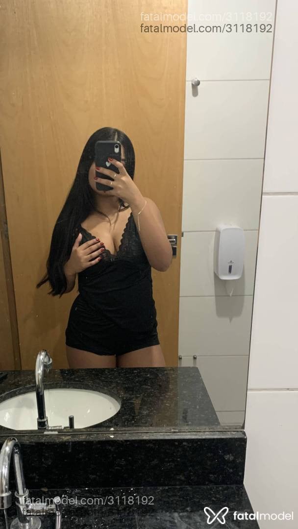 Acompanhante mulher morena (o) de olhos castanhos - Mariana Miller