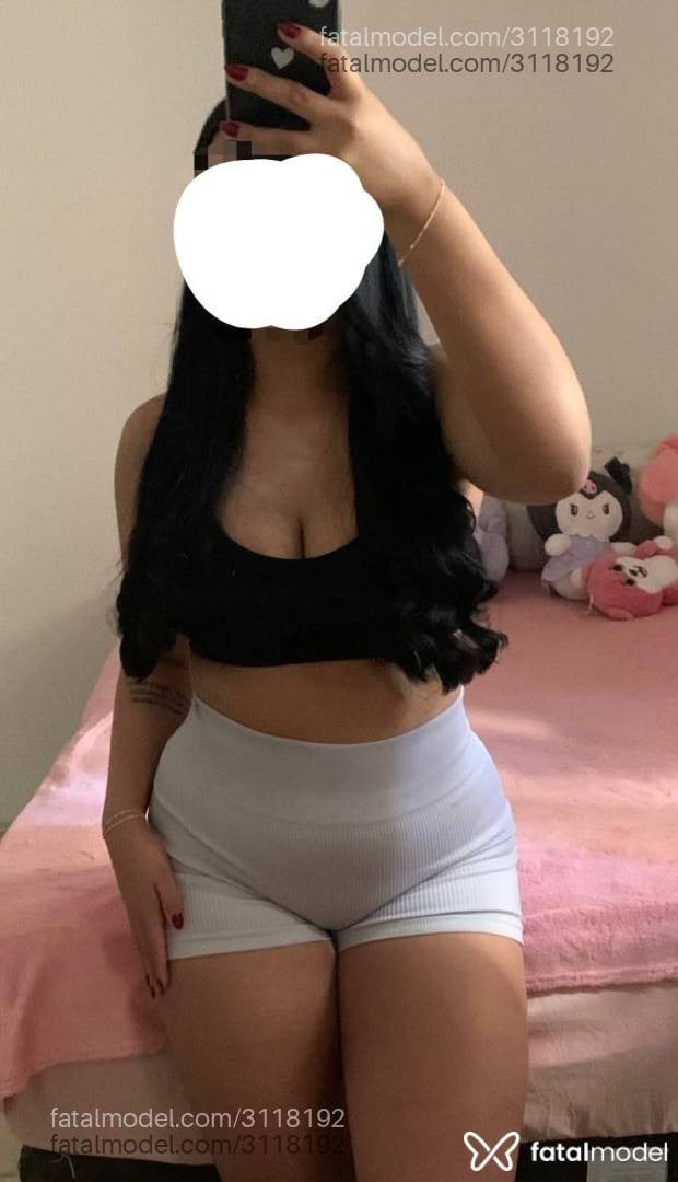 Acompanhante mulher morena (o) de olhos castanhos - Mariana Miller