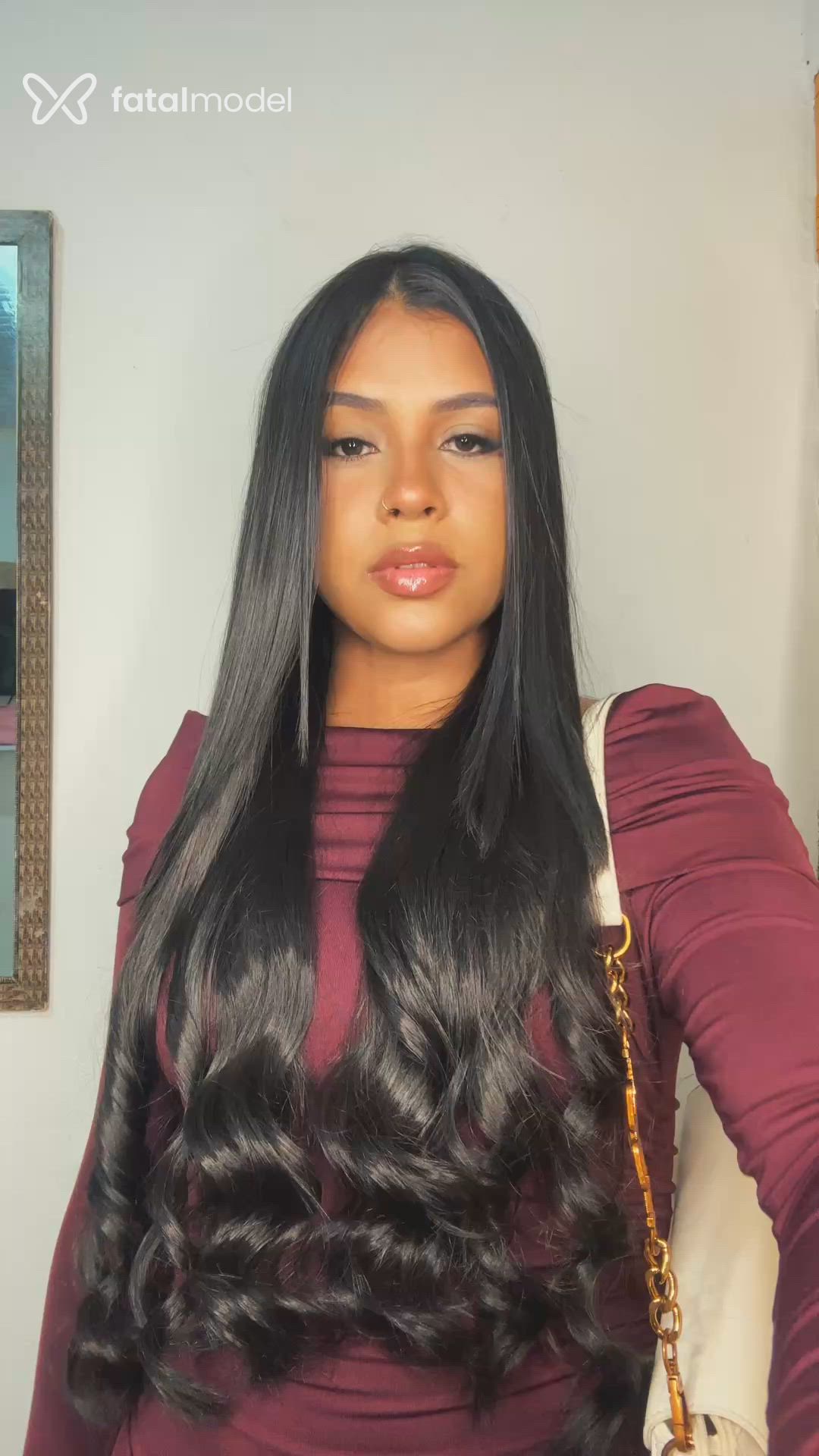 Acompanhante mulher morena (o) de olhos pretos - Carla Acompanhante mulher morena (o) de olhos pretos - Carla