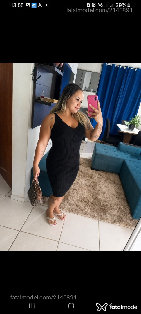 Acompanhante mulher loira (o) de olhos castanhos - Nay