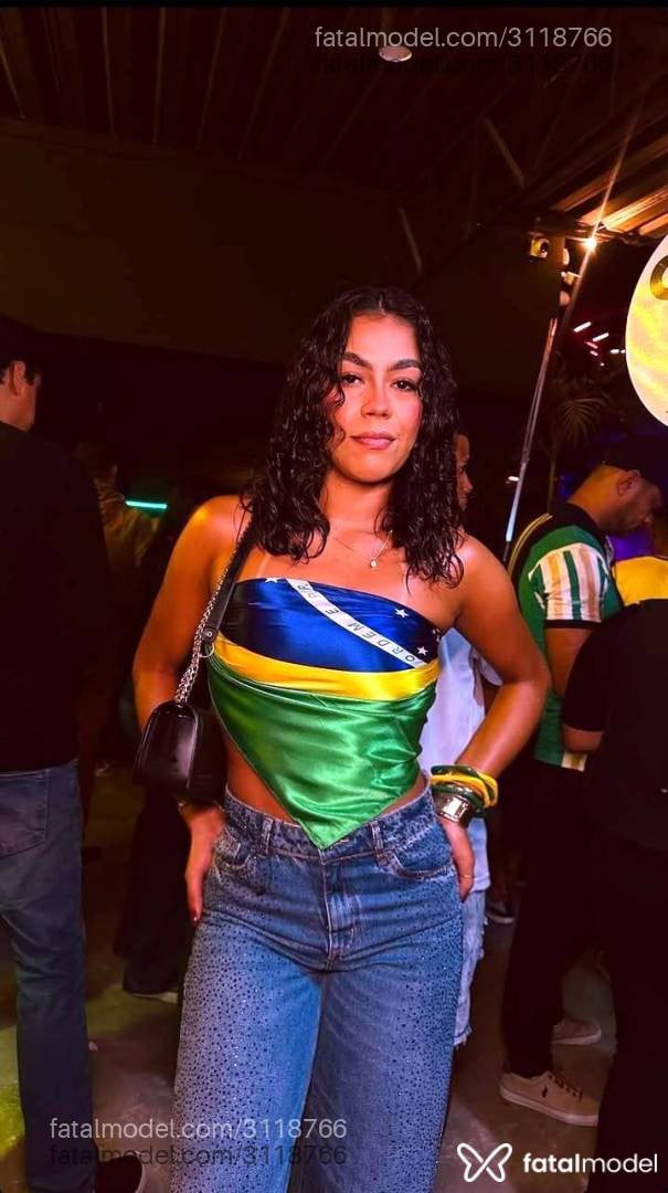 Acompanhante mulher morena (o) de olhos castanhos em Campos dos Goytacazes - Lara Viegas