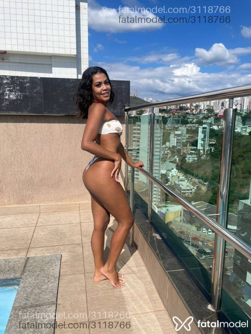Acompanhante mulher morena (o) de olhos castanhos em Rio de Janeiro - Anne Viegas