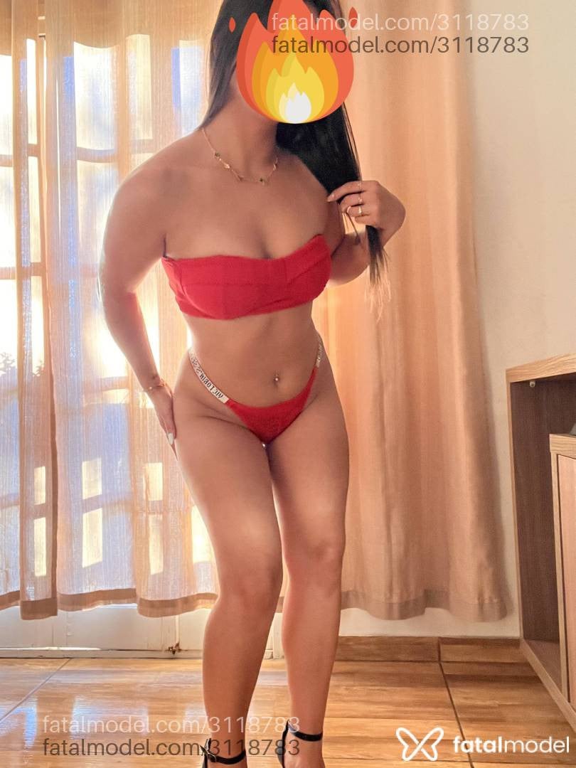 Acompanhante mulher morena (o) de olhos castanhos em Santa Cruz do Sul - Livia Lins