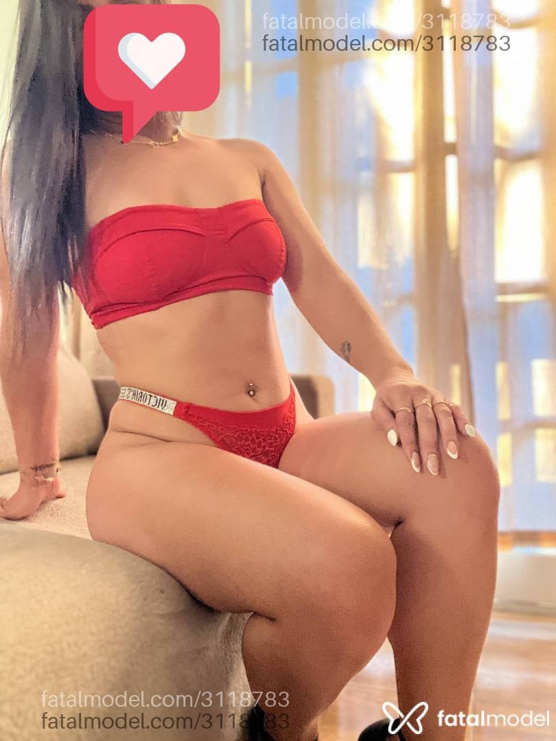 Acompanhante mulher morena (o) de olhos castanhos em Santa Maria - Livia Lins