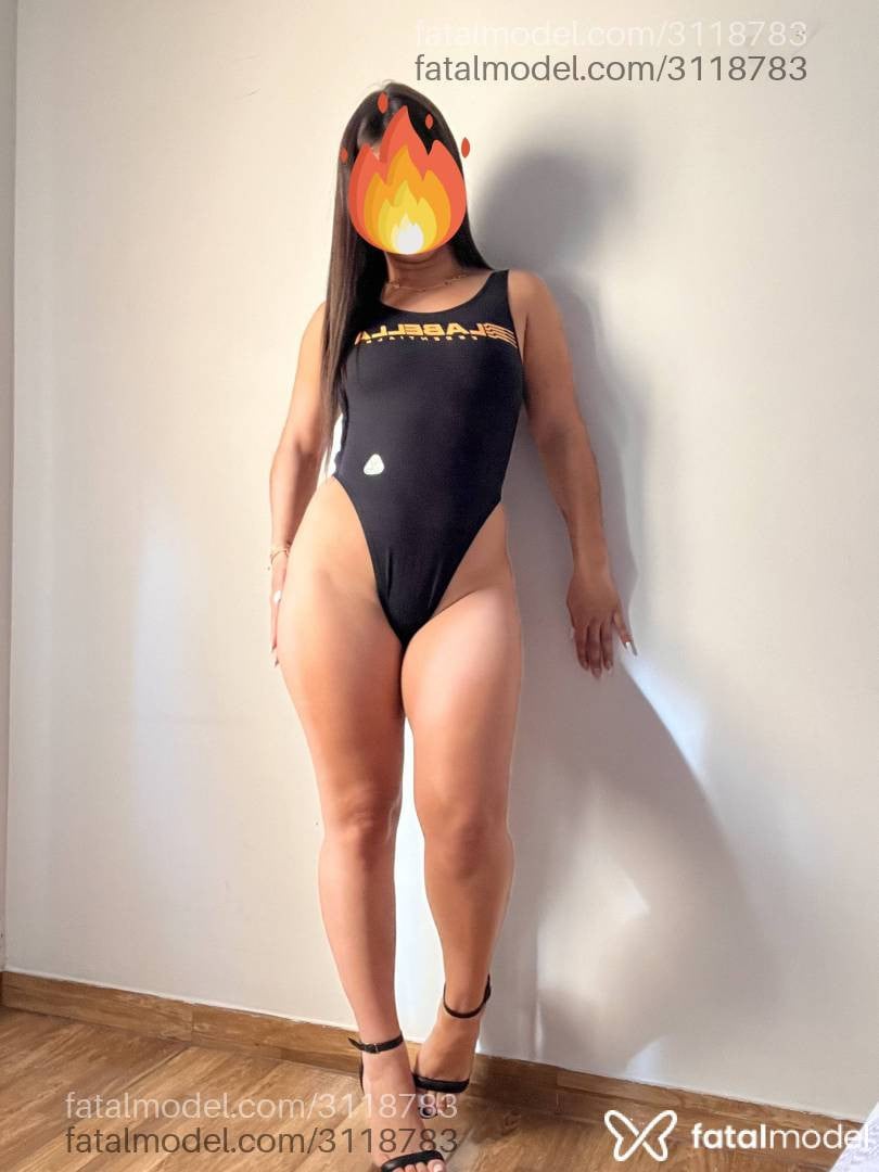 Acompanhante mulher morena (o) de olhos castanhos em Santa Maria - Livia Lins