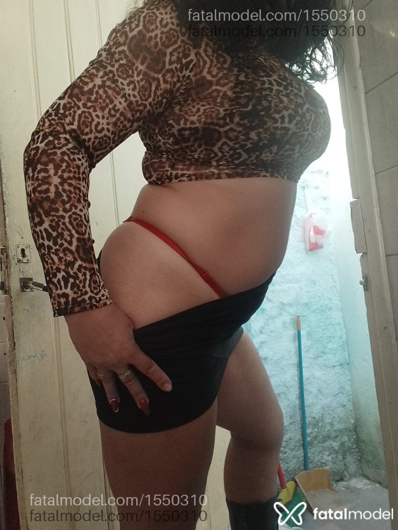 Acompanhante mulher morena (o) de olhos castanhos - Sara