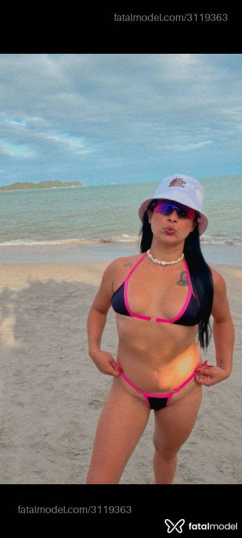 Acompanhante mulher morena (o) de olhos mel em Pirassununga - Nick