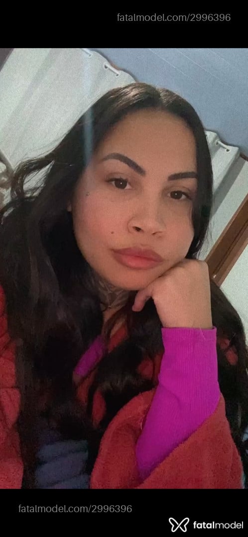 Acompanhante mulher morena (o) de olhos castanhos - Gabriela Acompanhante mulher morena (o) de olhos castanhos - Gabriela
