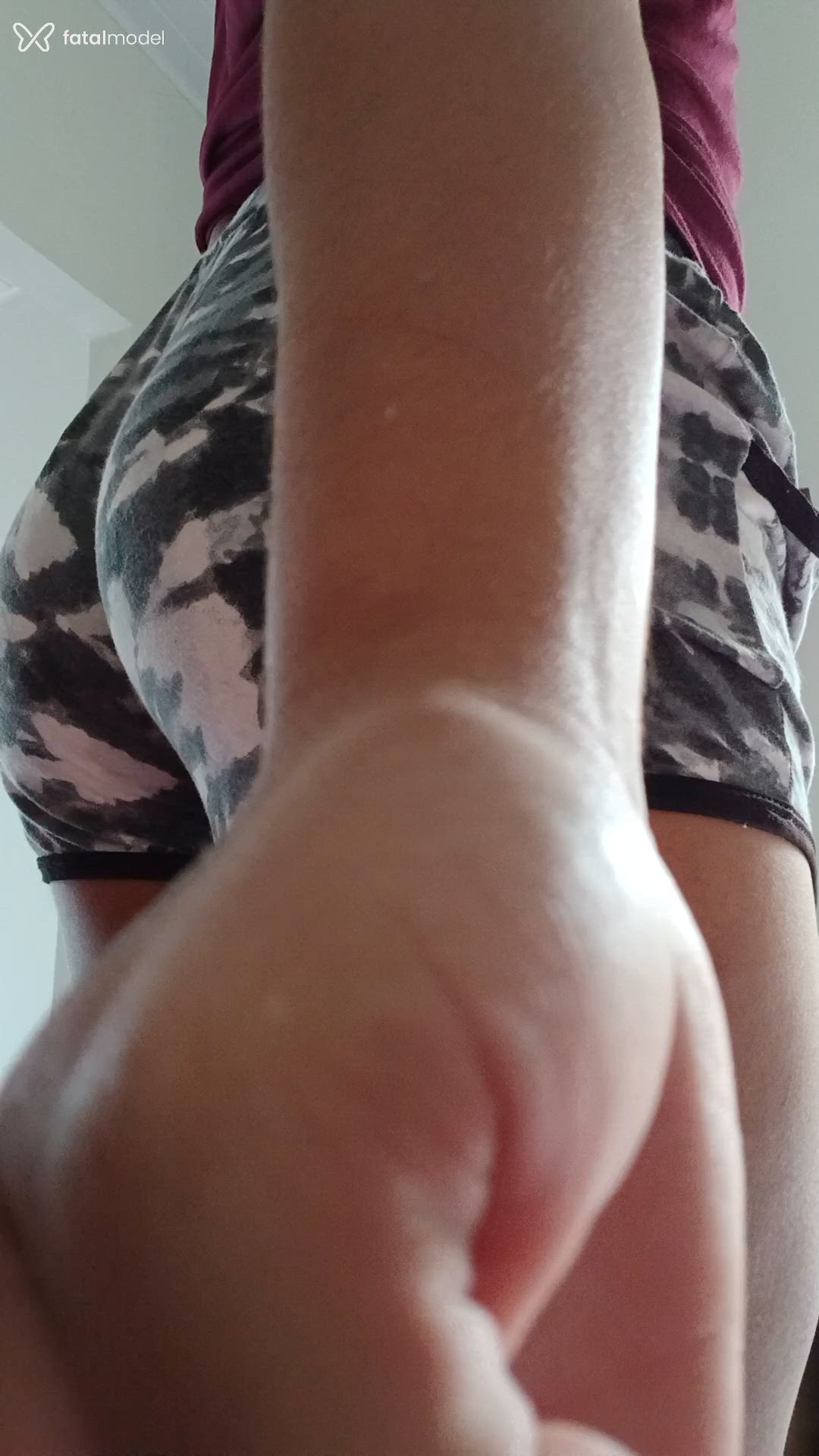 Acompanhante mulher trans com cabelo castanho de olhos castanhos - Camila Acompanhante mulher trans com cabelo castanho de olhos castanhos - Camila