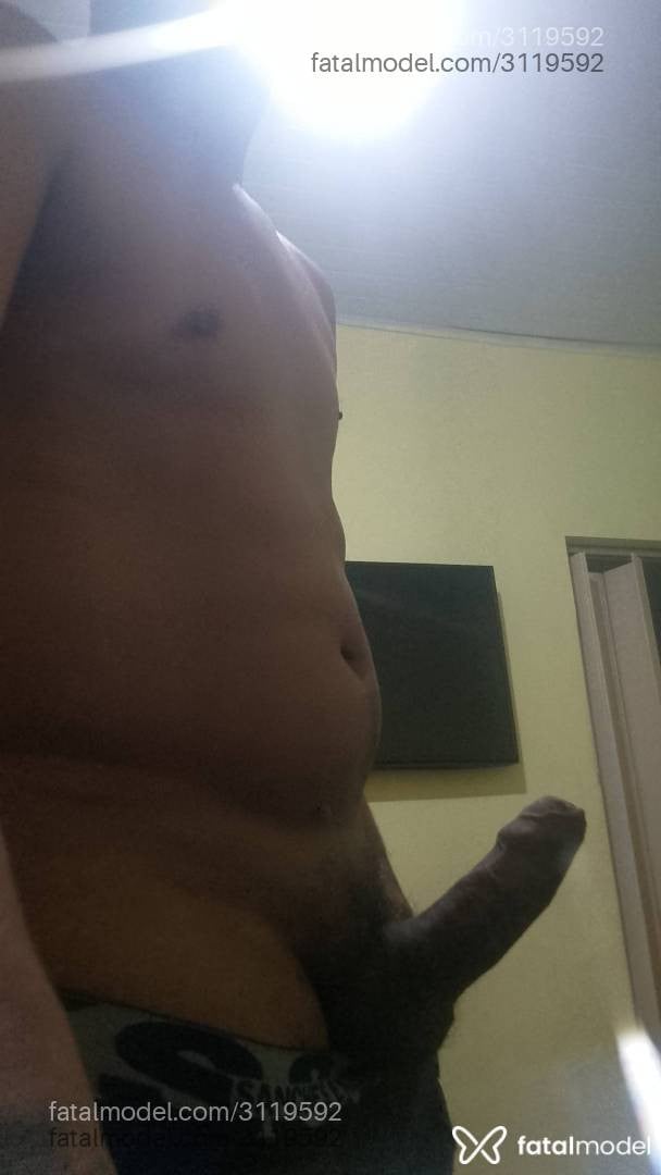 Acompanhante homem morena (o) de olhos pretos em São Paulo Acompanhante homem morena (o) de olhos pretos em São Paulo - Adailson