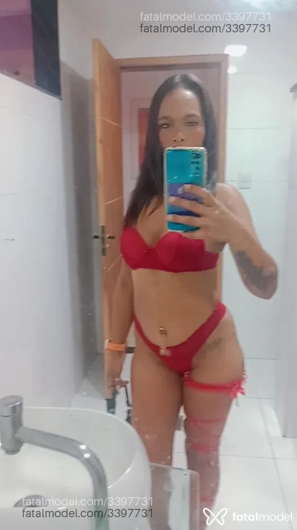 Acompanhante mulher morena (o) de olhos pretos - Yara Bastos Acompanhante mulher morena (o) de olhos pretos - Yara Bastos