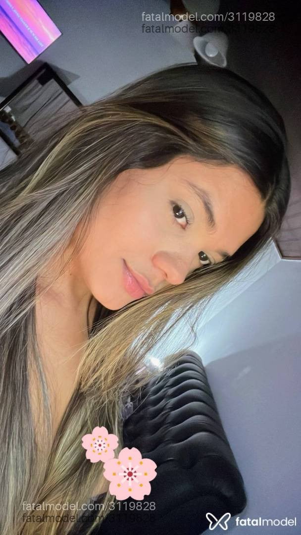 Acompanhante mulher morena (o) de olhos castanhos em Sinop - Yasmim Santori