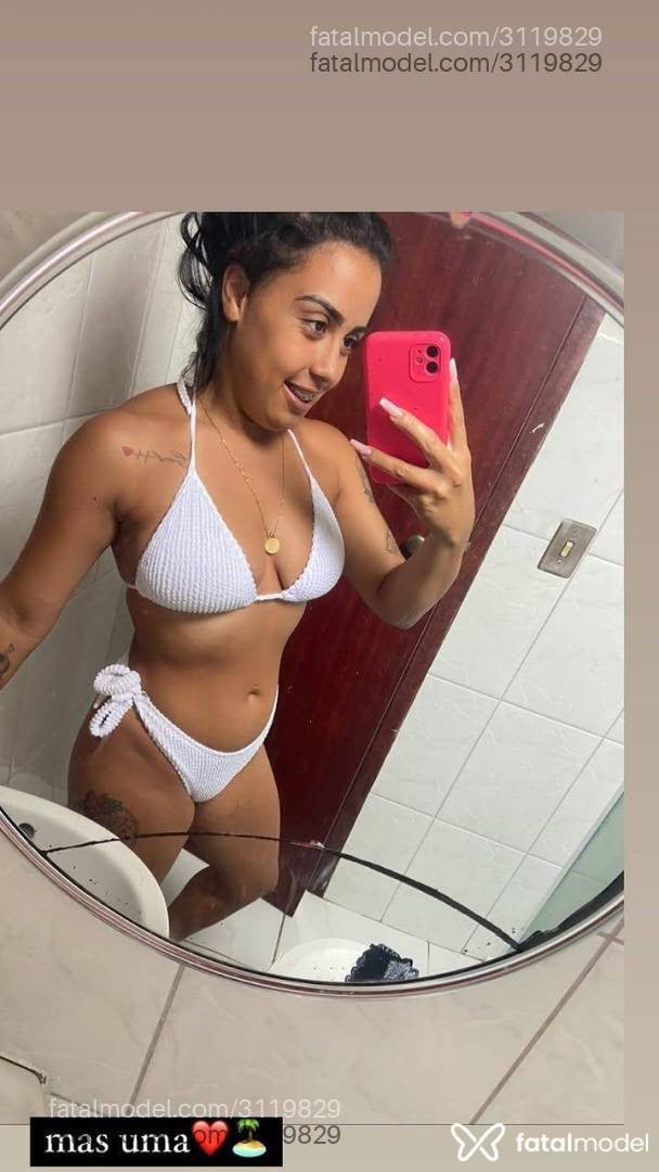 Acompanhante mulher morena (o) de olhos castanhos em Coronel Fabriciano - Brenda