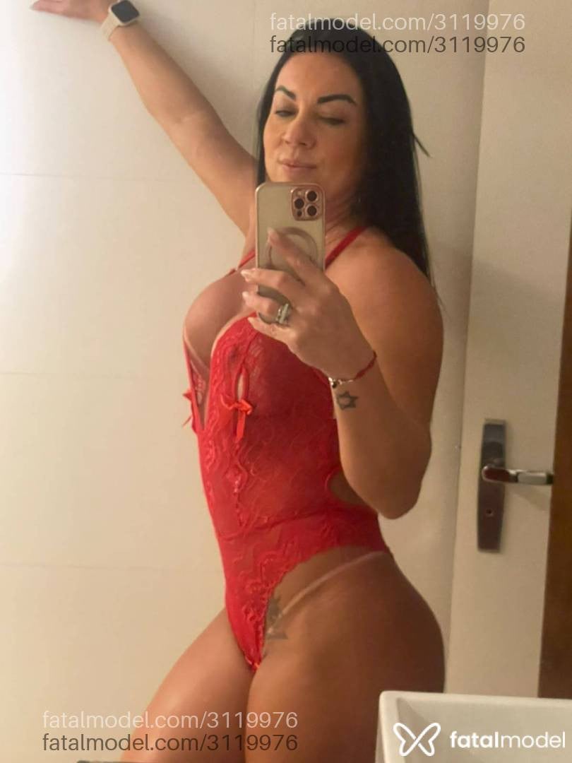 Acompanhante mulher morena (o) de olhos castanhos - Bruna Morena