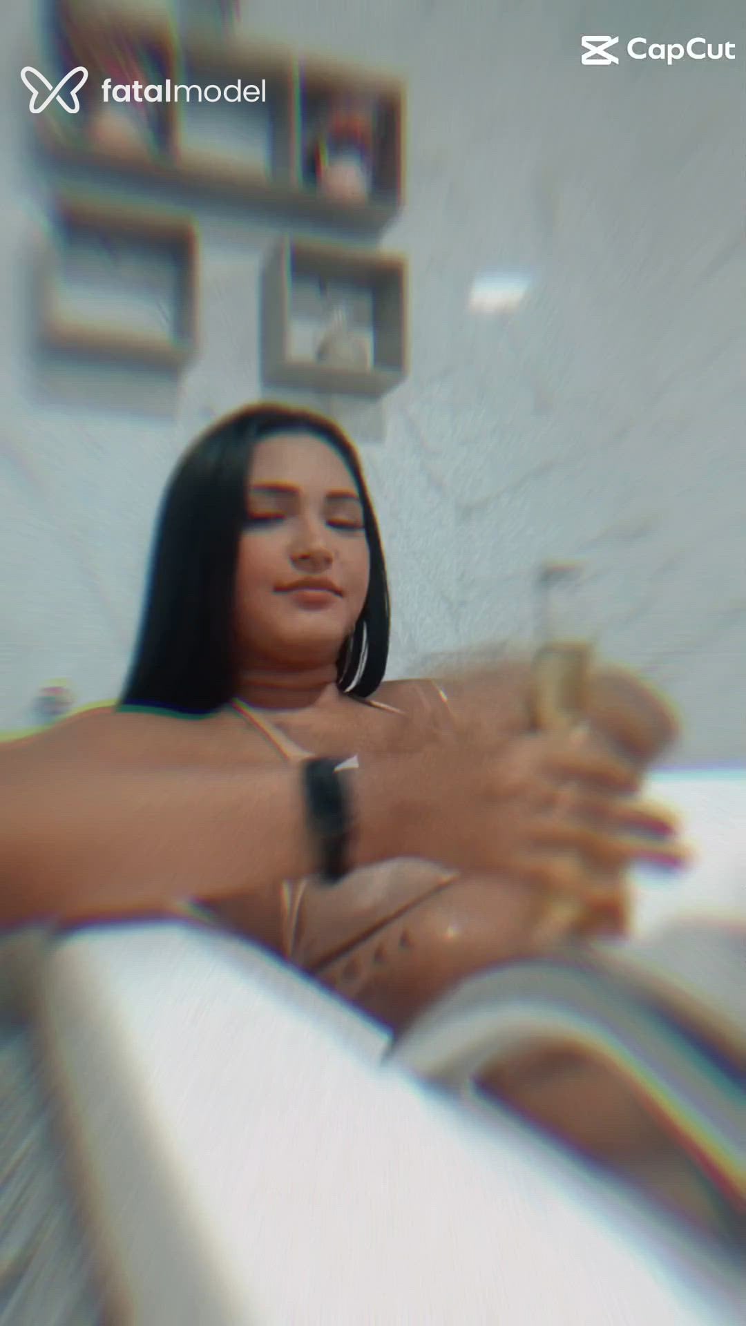 Acompanhante mulher morena (o) de olhos pretos - Lumy Amorim