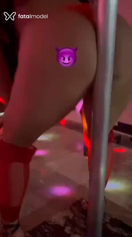 Acompanhante mulher morena (o) de olhos mel - Antonela Ferraz