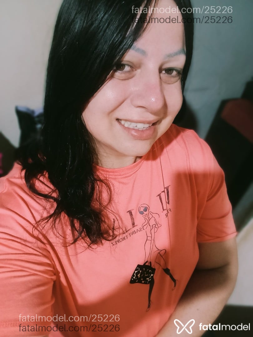 Acompanhante travesti morena (o) de olhos castanhos - Luana travesti Acompanhante travesti morena (o) de olhos castanhos - Luana travesti