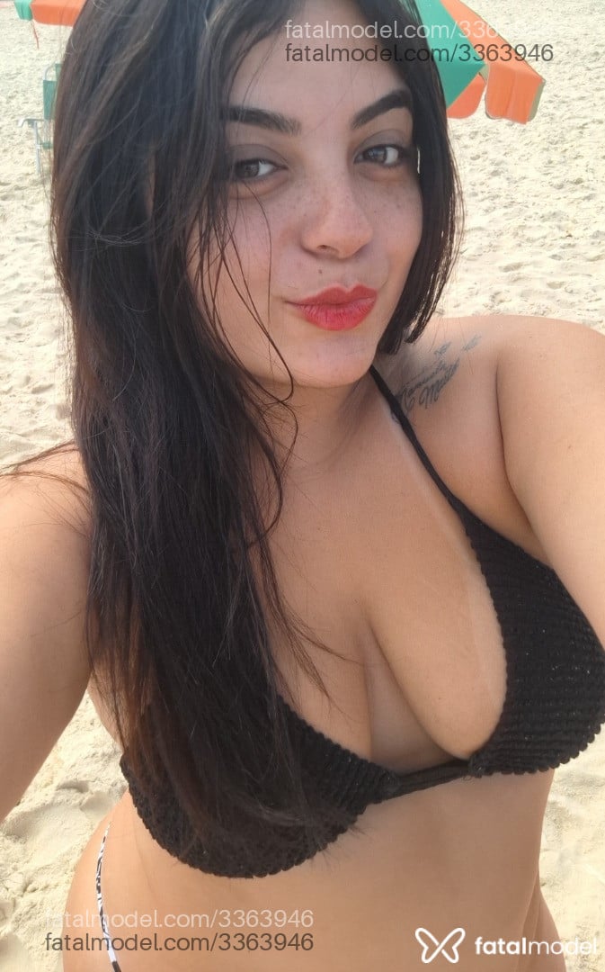 Acompanhante mulher morena (o) de olhos castanhos - Ana