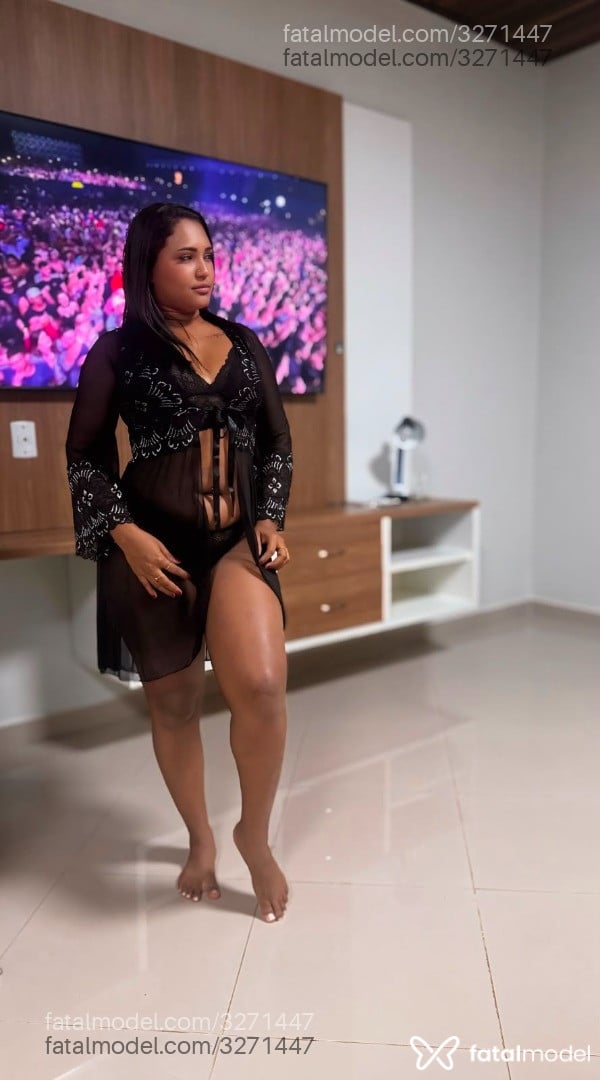 Acompanhante mulher morena (o) de olhos pretos - Lumy Amorim