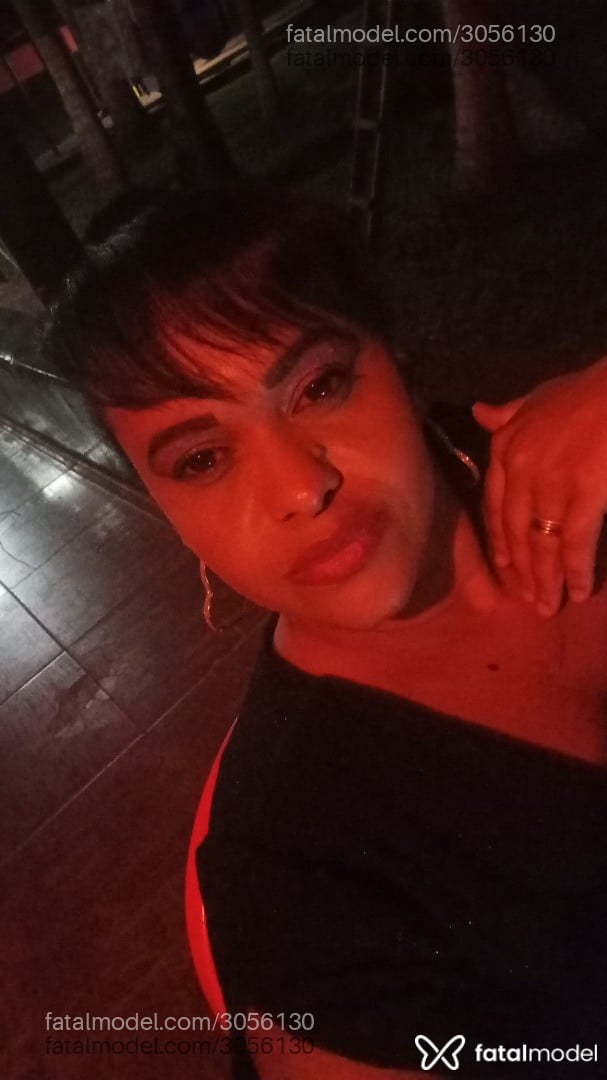 Acompanhante mulher morena (o) de olhos castanhos - Juliana