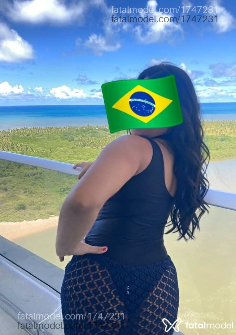 Acompanhante mulher morena (o) de olhos castanhos - Maya Dantas