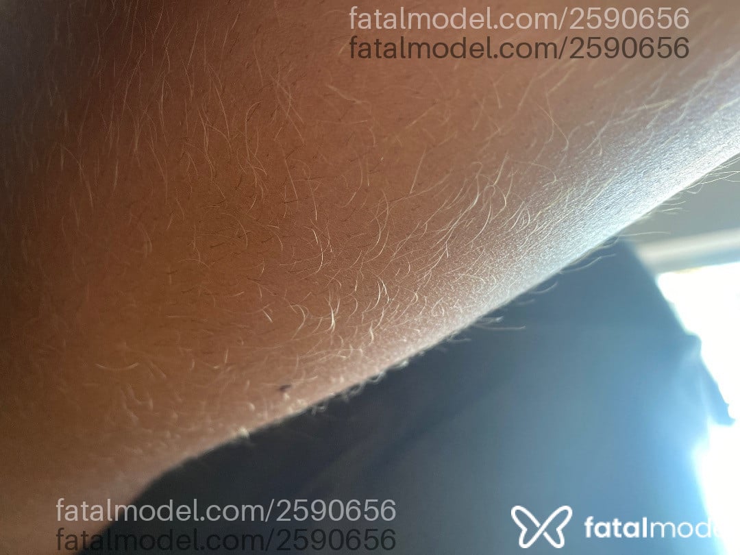 Acompanhante mulher com cabelo castanho de olhos castanhos - Karolline