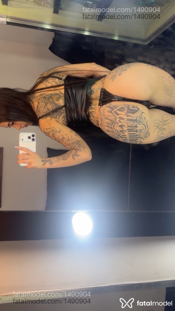 Acompanhante mulher morena (o) de olhos castanhos - BIANCA