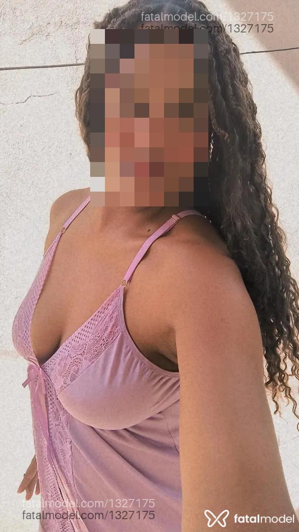 Acompanhante mulher com cabelo castanho de olhos castanhos - Aninha