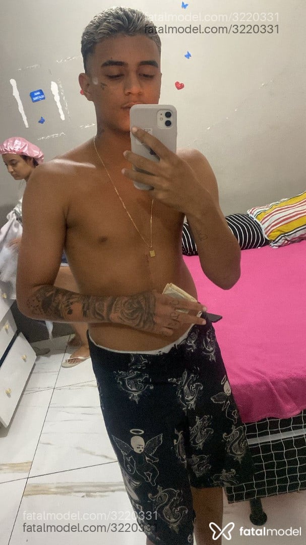 Acompanhante homem morena (o) de olhos castanhos - Matheus Costaaa