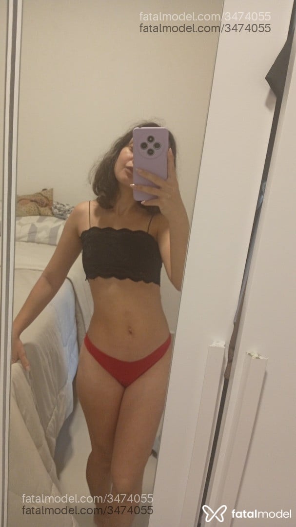 Acompanhante mulher morena (o) de olhos castanhos - Jaquelini Rebelo
