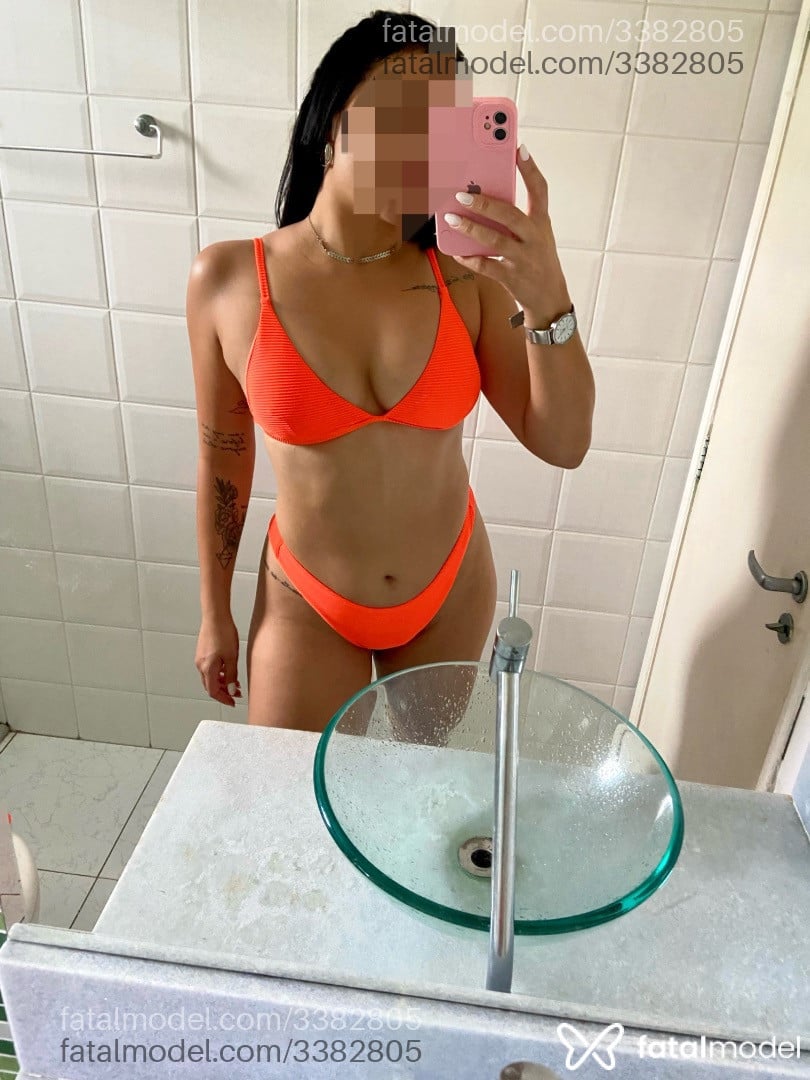Acompanhante mulher morena (o) de olhos pretos - Bárbara Borges