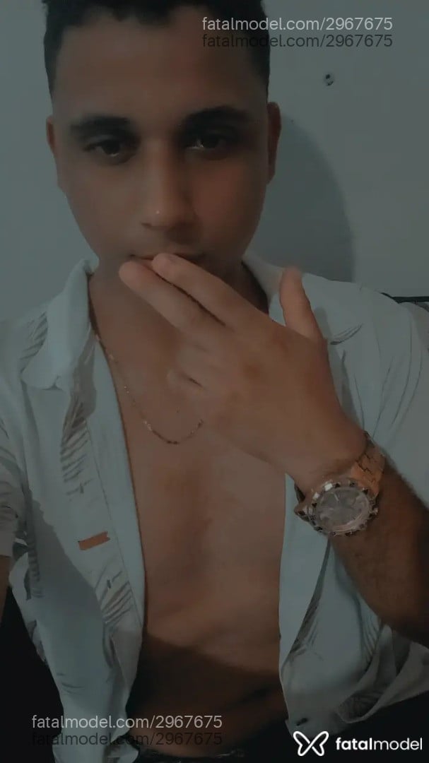 Acompanhante homem morena (o) de olhos castanhos - Iuiz