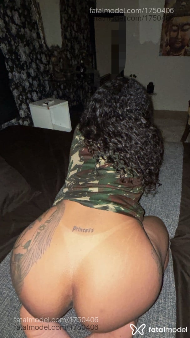 Acompanhante mulher com cabelo castanho de olhos castanhos - Bianca