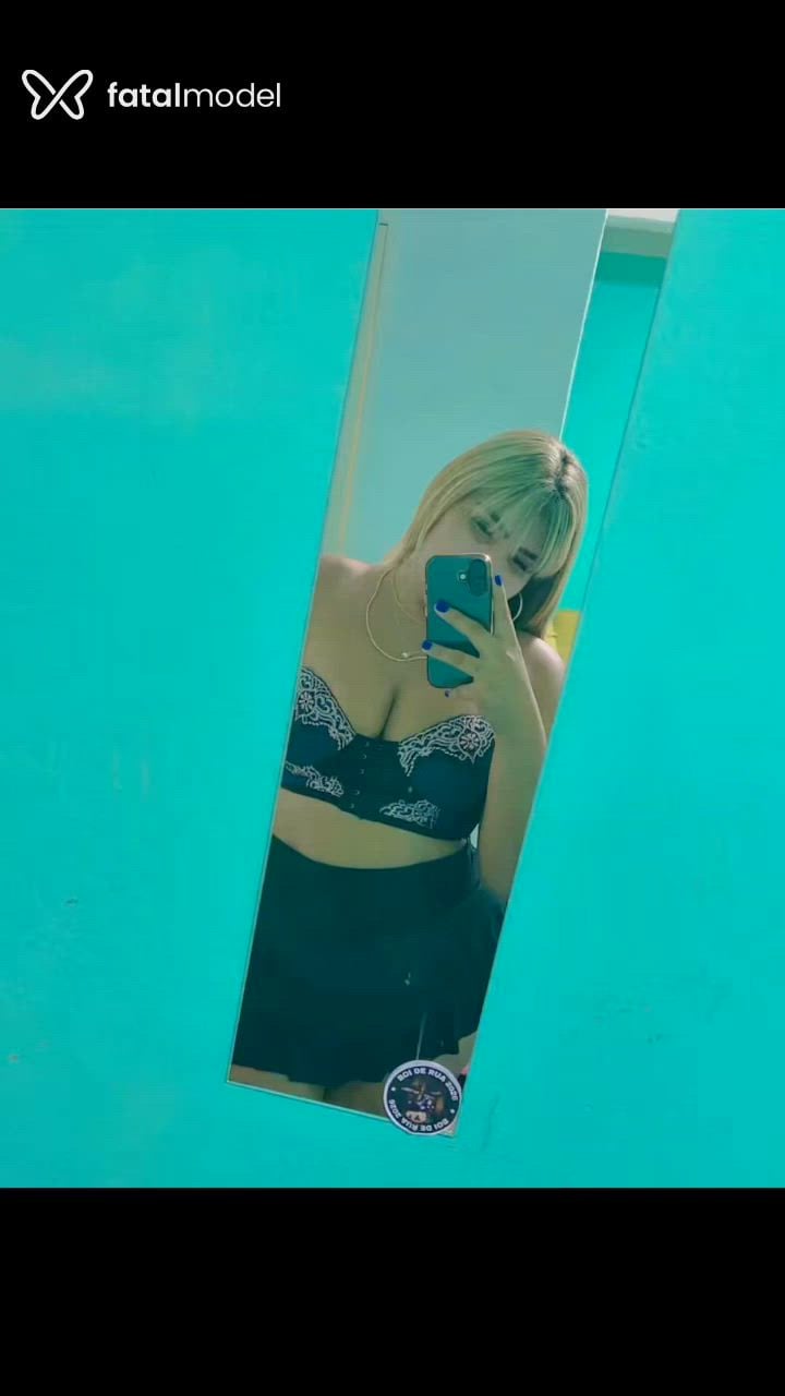 Acompanhante mulher loira (o) de olhos castanhos - Anna Sofia Acompanhante mulher loira (o) de olhos castanhos - Anna Sofia