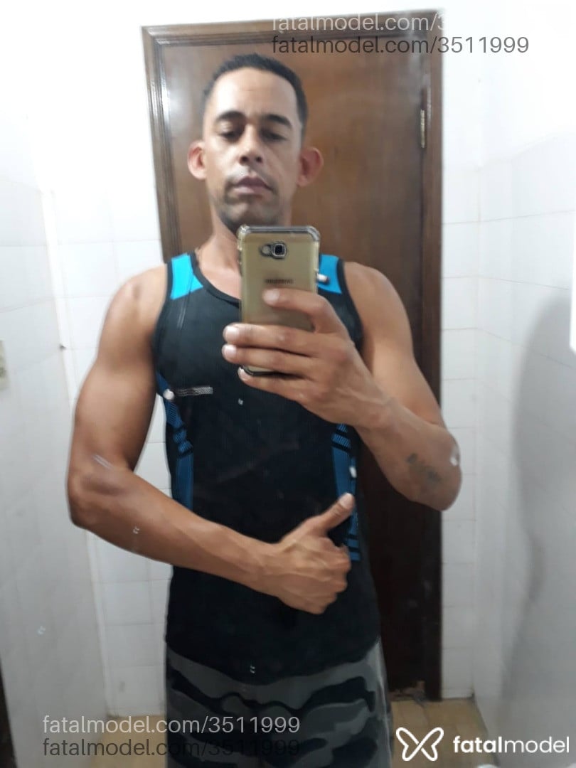 Acompanhante homem morena (o) de olhos castanhos - Galanteador Acompanhante homem morena (o) de olhos castanhos - Galanteador