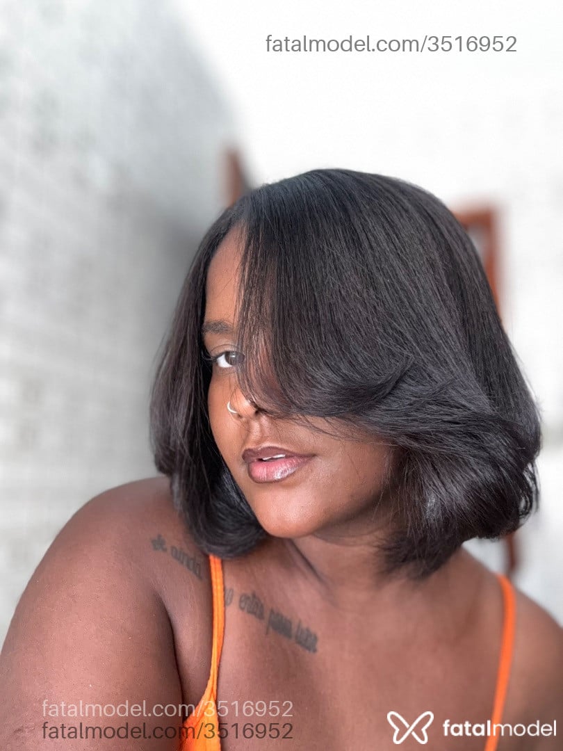 Acompanhante mulher com cabelo castanho de olhos castanhos - Kyara