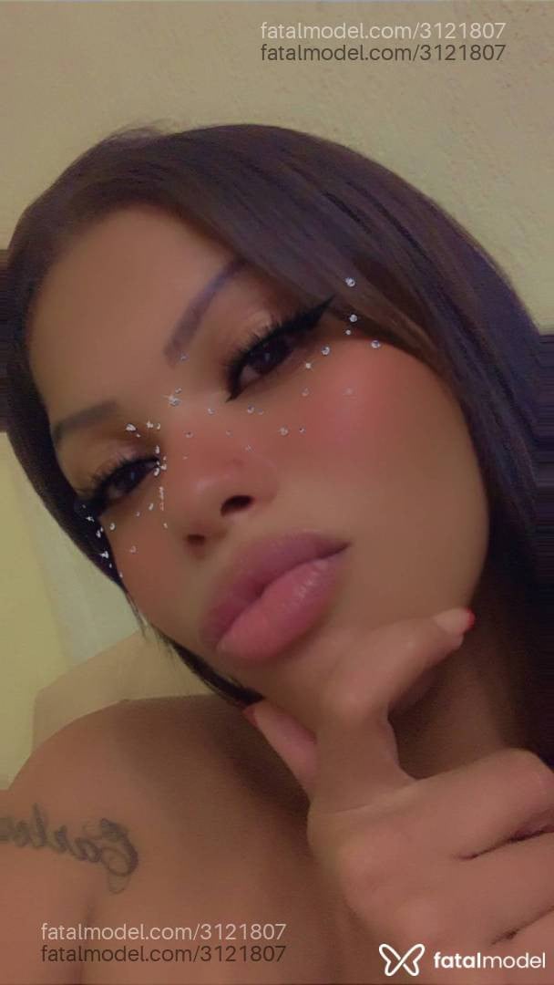 Acompanhante mulher morena (o) de olhos castanhos em Navegantes - Belzinha