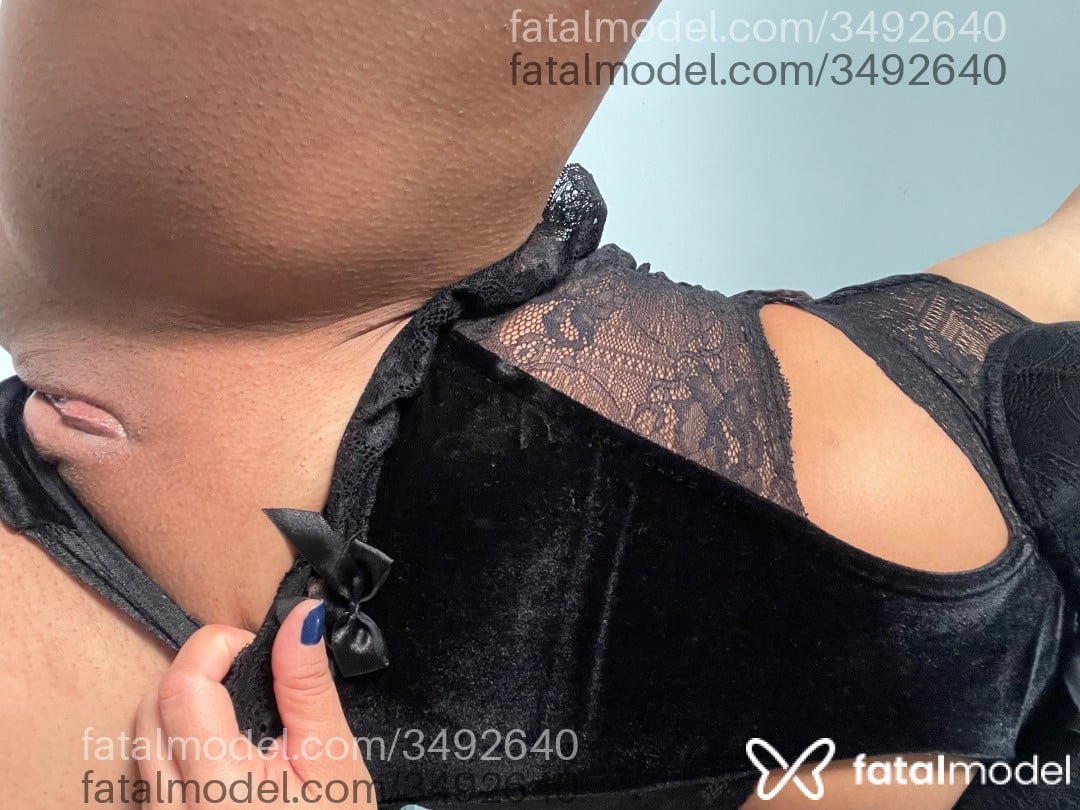 Acompanhante mulher morena (o) de olhos castanhos - Isa Muniz
