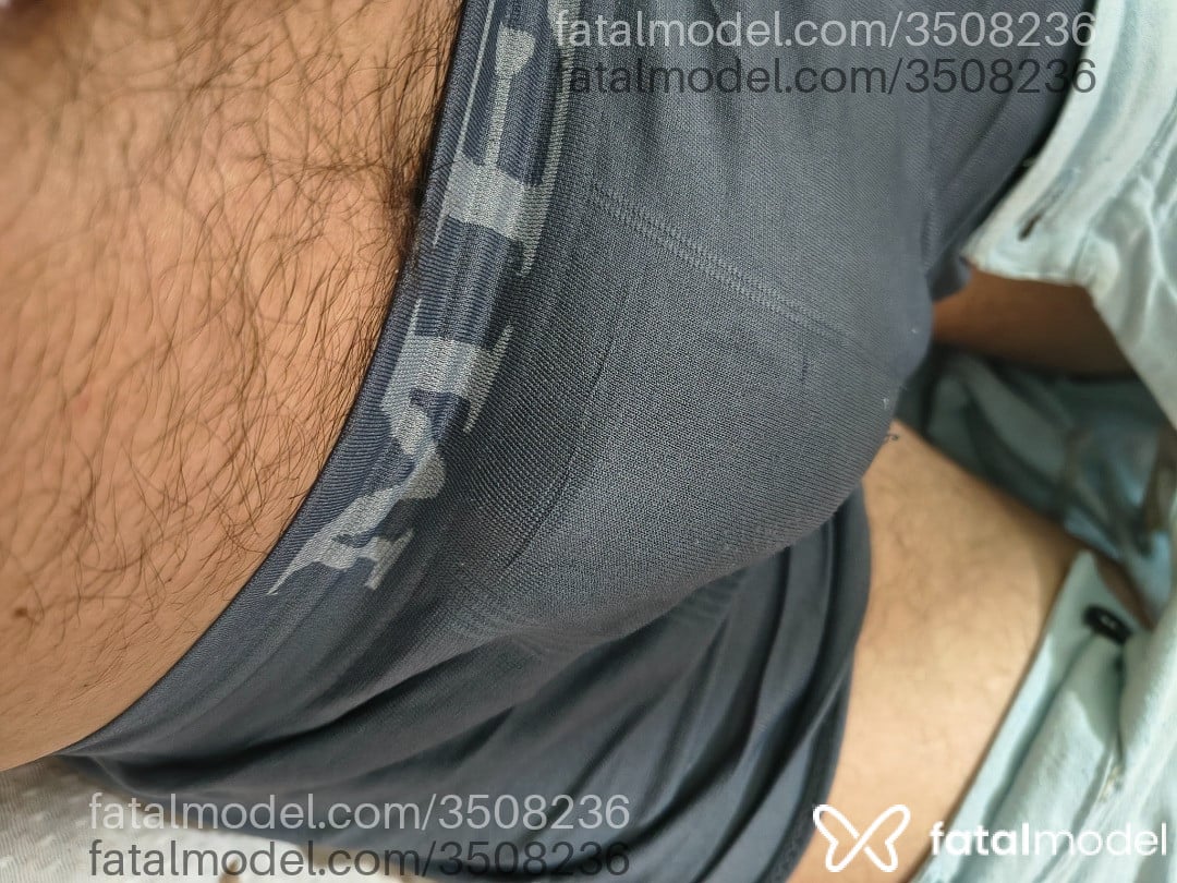 Acompanhante homem com cabelo castanho de olhos castanhos - Henrique Paulo