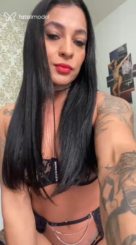 Acompanhante mulher morena (o) de olhos castanhos - Layse Policarpo