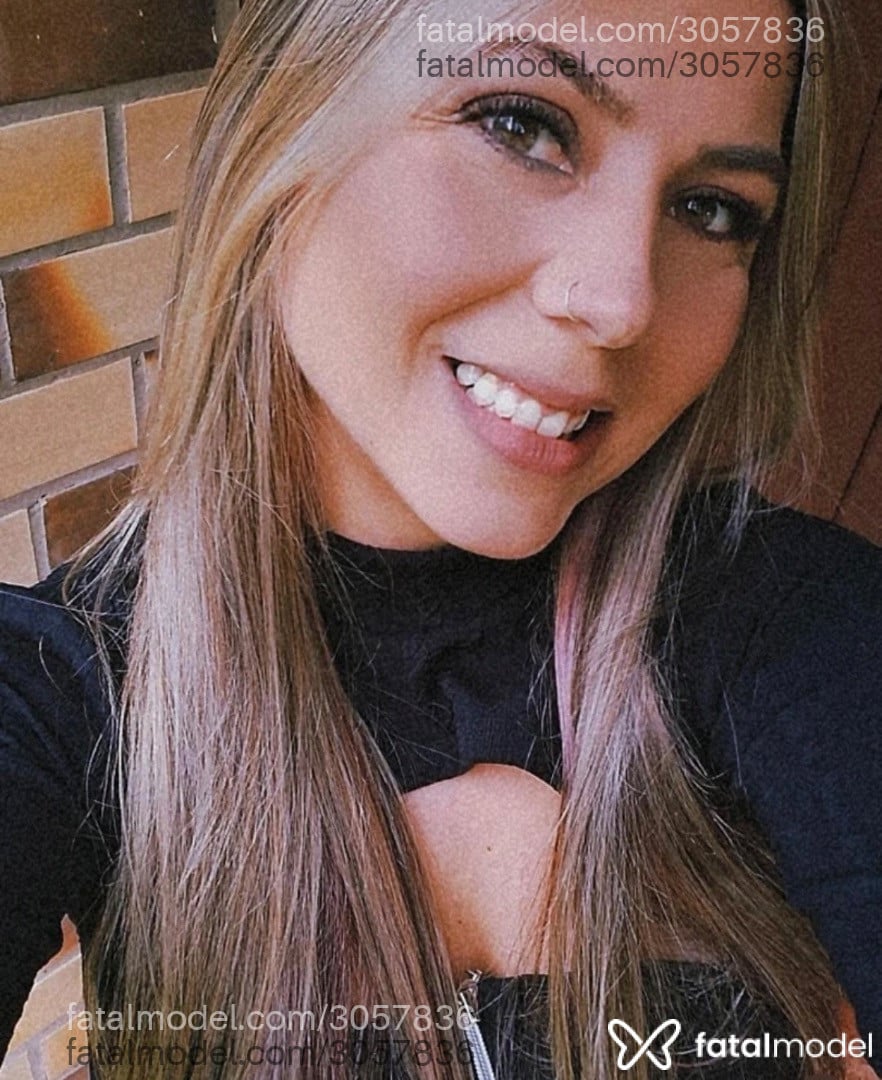 Acompanhante mulher loira (o) de olhos verdes - Rafaella