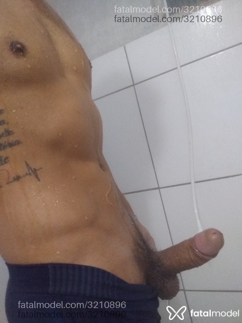 Acompanhante homem morena (o) de olhos mel - Novinhodasprincesa