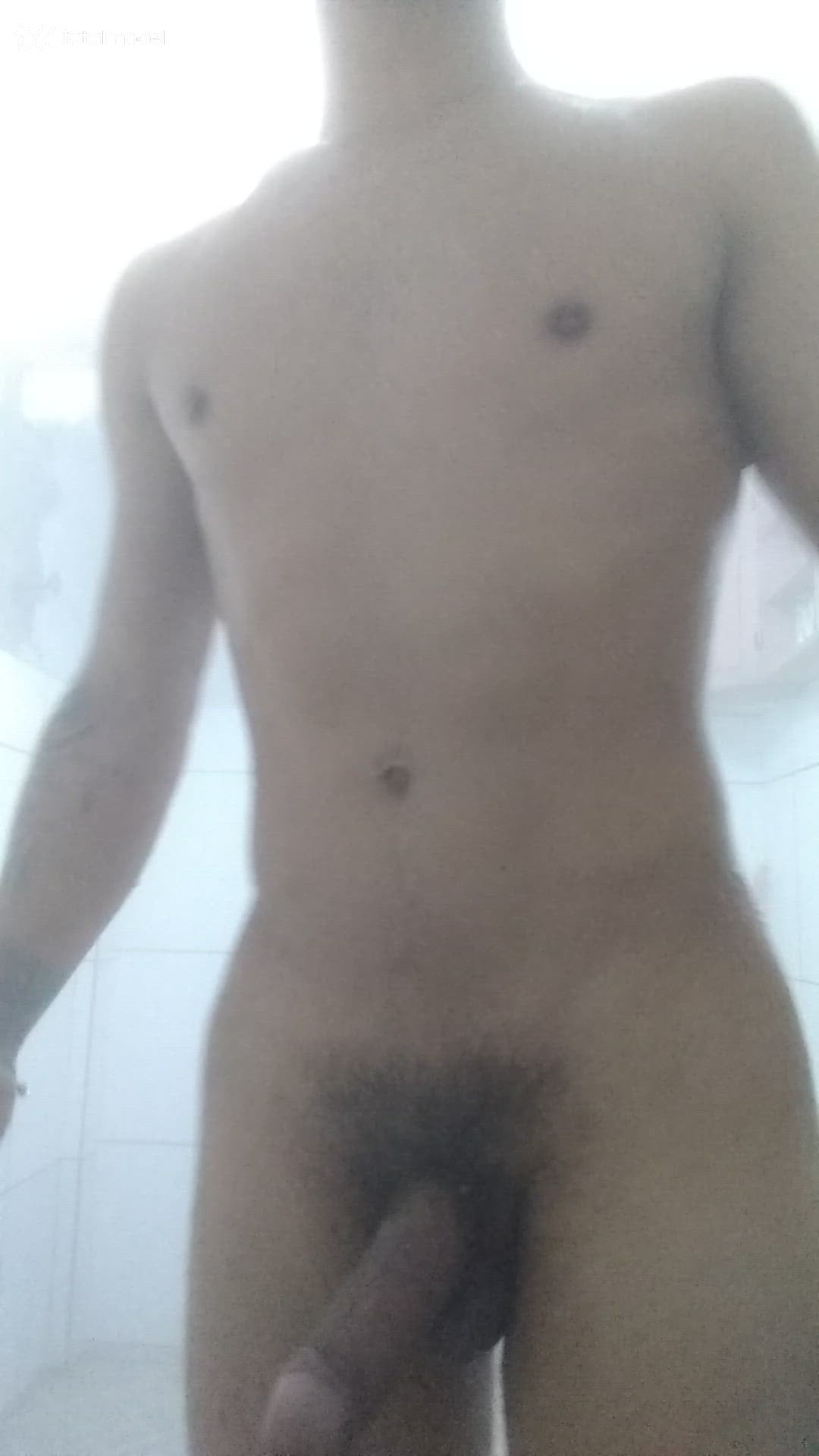 Acompanhante homem morena (o) de olhos mel - Novinhodasprincesa