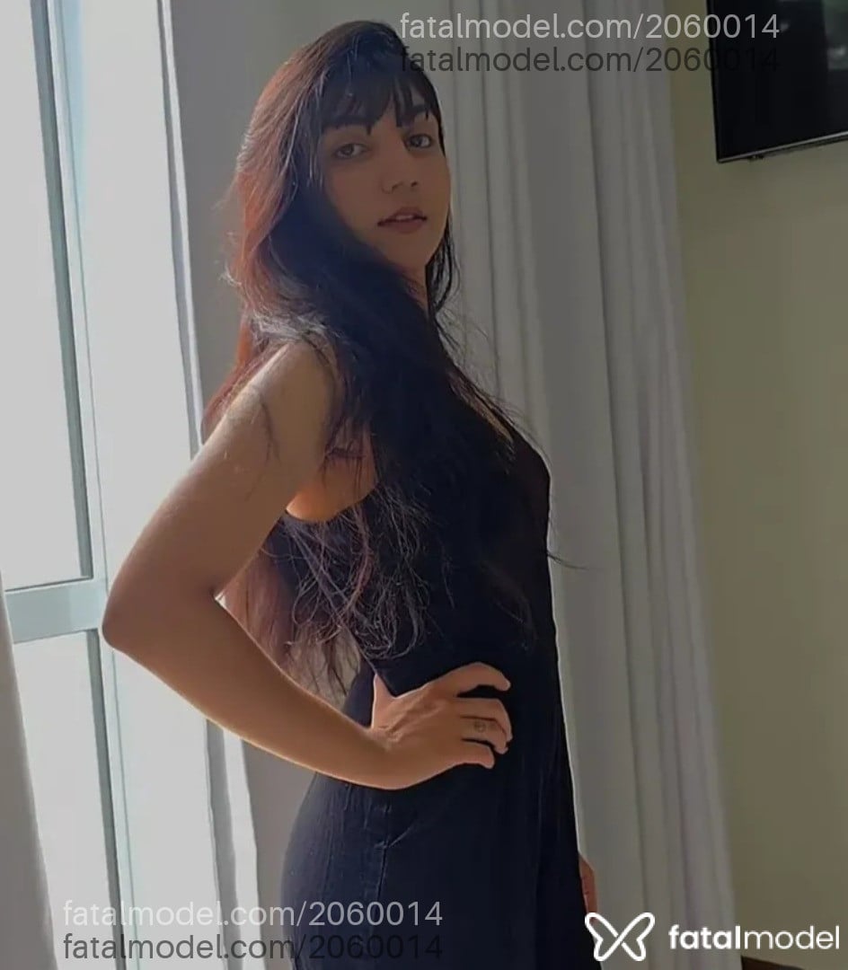 Acompanhante mulher morena (o) de olhos pretos - Morgana