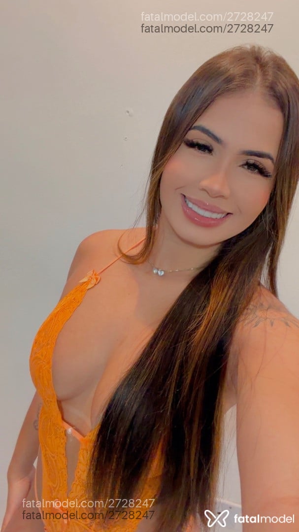 Acompanhante mulher morena (o) de olhos castanhos - Jadee Acompanhante mulher morena (o) de olhos castanhos - Jadee